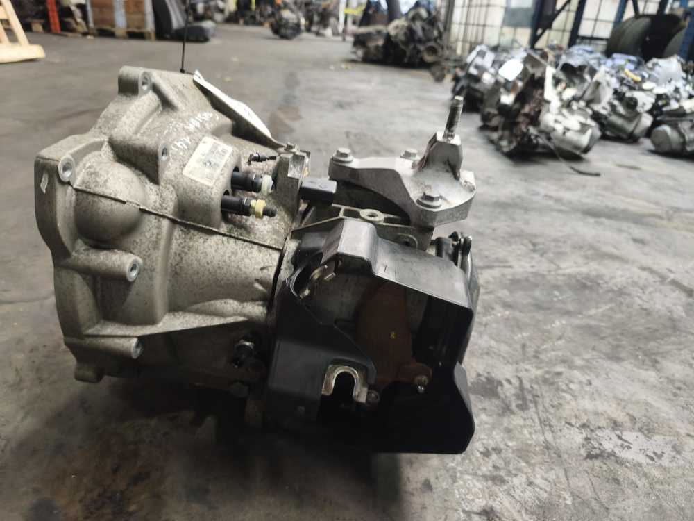 BOITE DE VITESSE MANUEL FORD FIESTA / MAZDA 2 1.4 16V ESSENCE - Vue 5